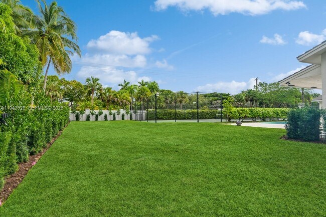 Building Photo - 15405 SW 73rd Ct