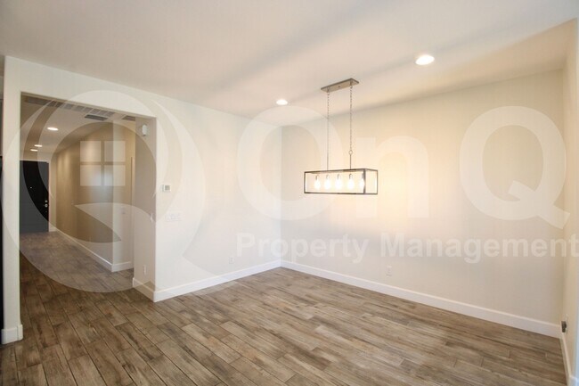 Building Photo - 8221 E Jerome Ave