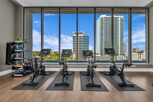 Building Photo - 275 1st Ave S