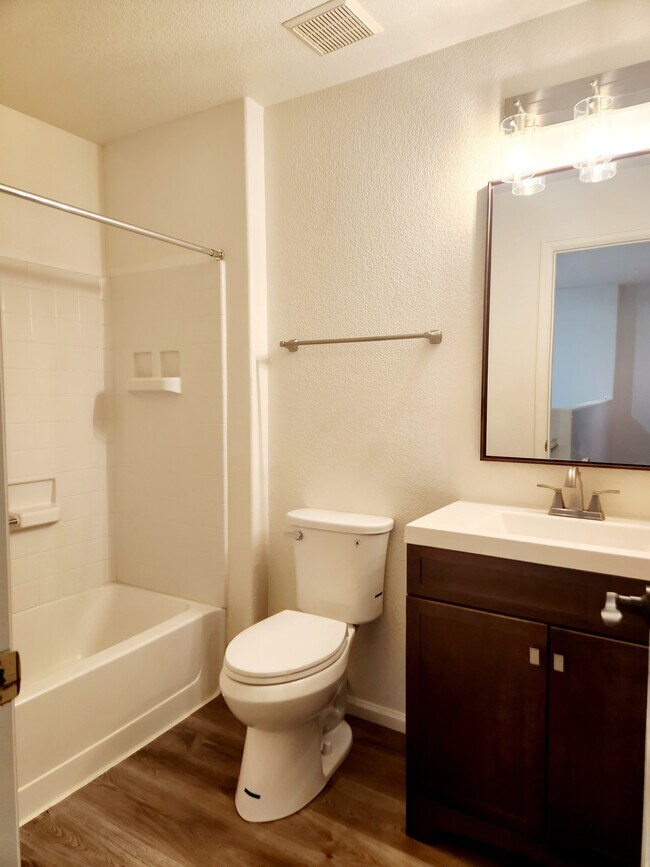 Building Photo - 9779 Mayfair St