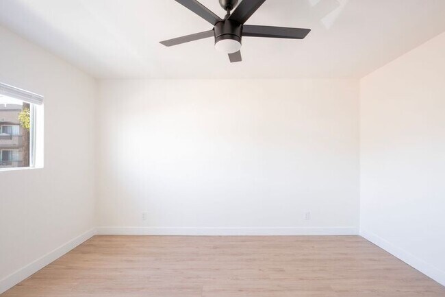 Building Photo - 5740 Camellia Ave