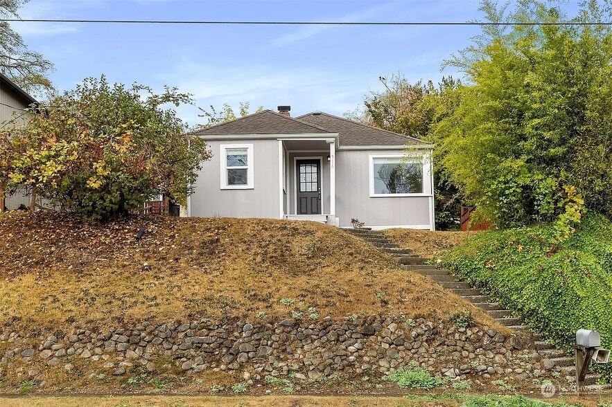 Primary Photo - 916 Hull Ave