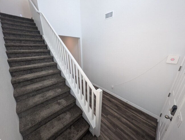 Building Photo - 2932 Moulin Hts St