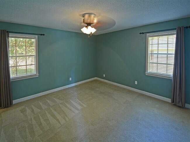 Building Photo - 3 bed, 1.5 bath in Bartlett