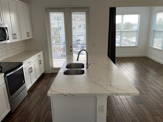 Building Photo - 8224 Elion St