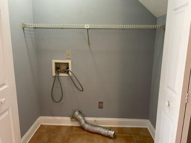 Building Photo - 6721 Trafalger Square