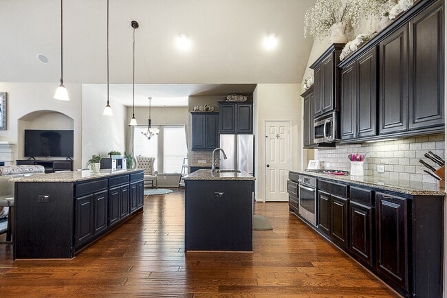 Building Photo - 2519 Kinsgate Forest Dr