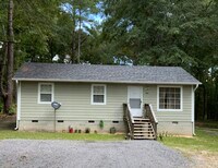 Building Photo - 88 Linde Ln