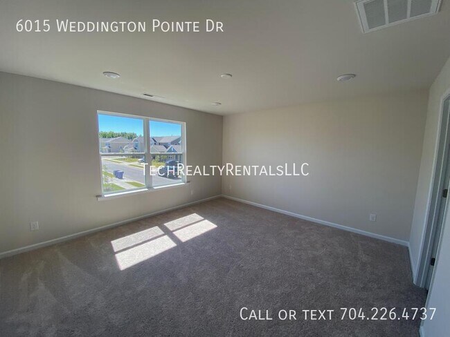 Building Photo - 6015 Weddington Pointe Dr