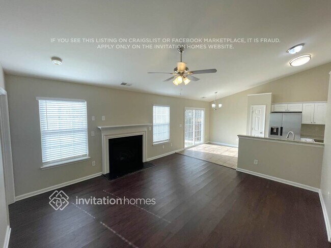 Building Photo - 2116 Clear Brook Dr