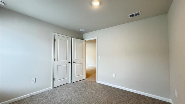 Building Photo - 1498 High Fls Ln