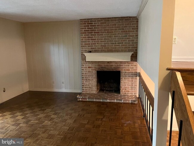 Building Photo - 70 Winged Foot Dr