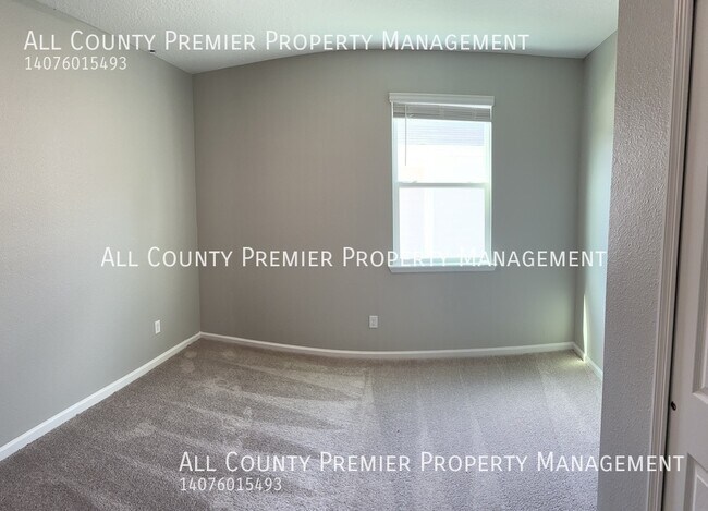 Building Photo - 3015 Lucille Ln