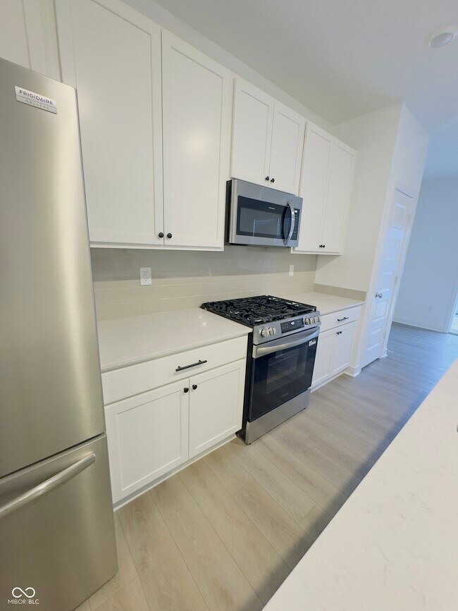 Building Photo - 4906 Gilet Dr