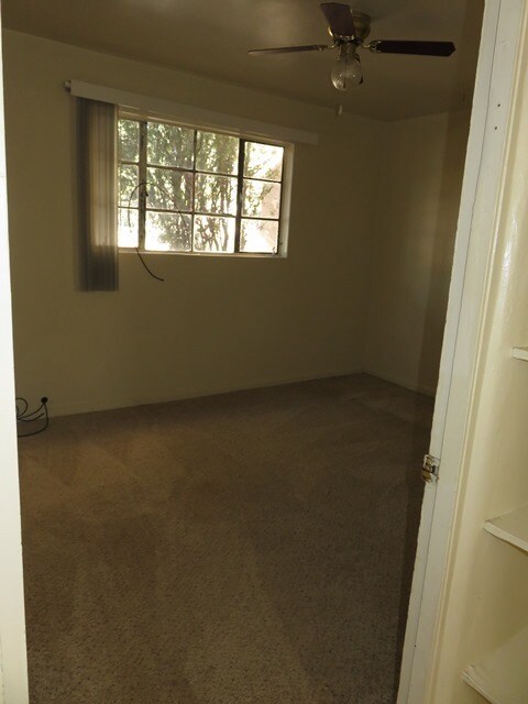 Building Photo - 103 S Bayard St