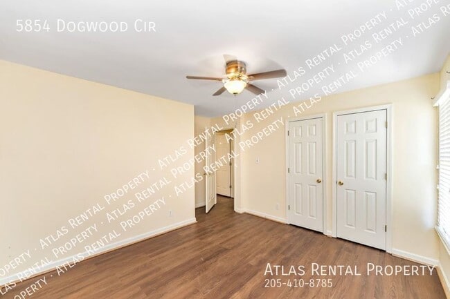 Building Photo - 5854 Dogwood Cir