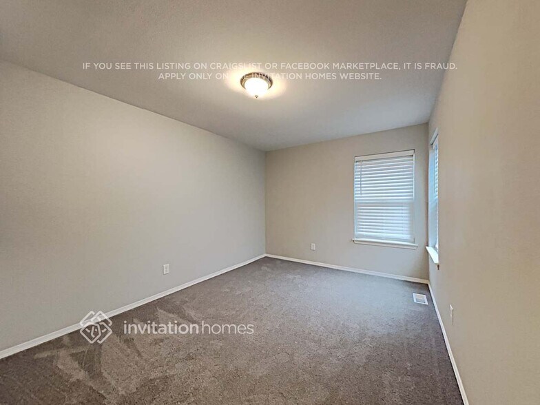 Building Photo - 19512 99th St Ct E