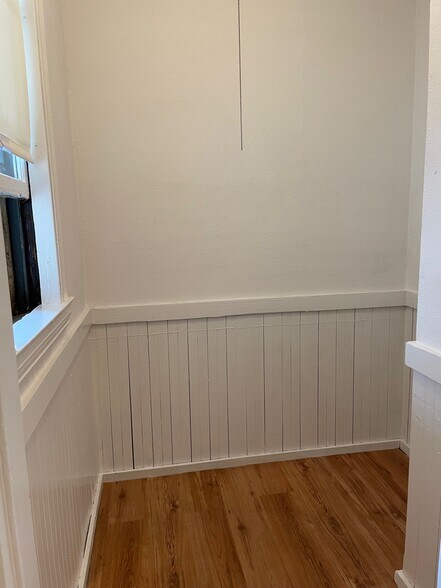 Building Photo - 78 Aldie St
