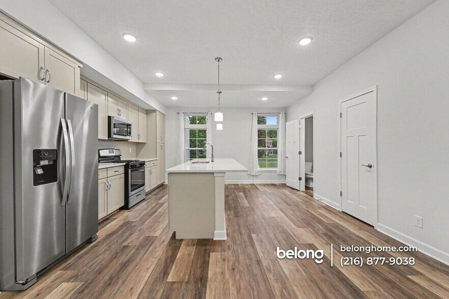 Building Photo - 12021 Ashbury Ave