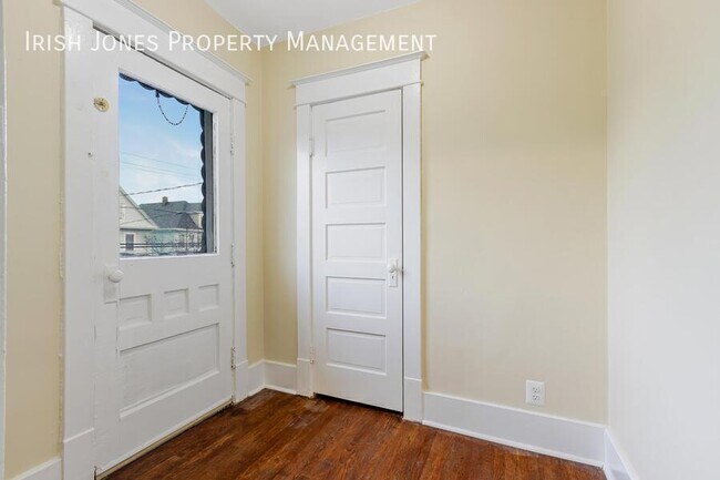 Building Photo - 239 Crowley Ave