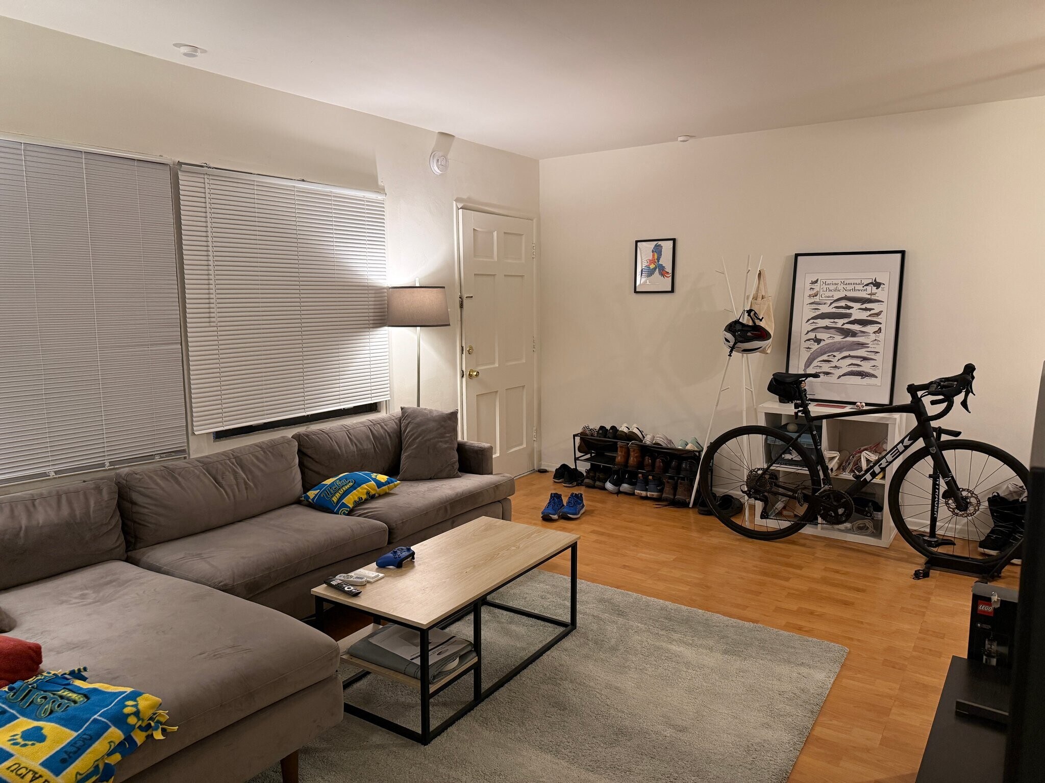 Building Photo - 3646 Vinton Ave