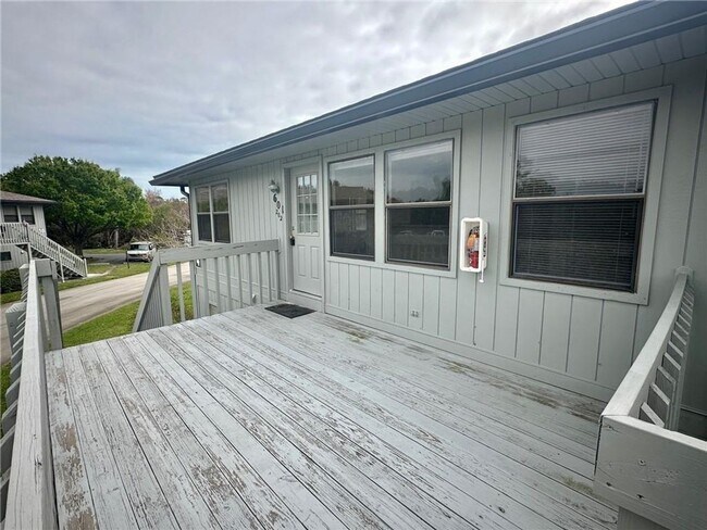 Building Photo - Timber Ridge Village