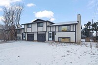 Building Photo - 6734 Hampton Dr