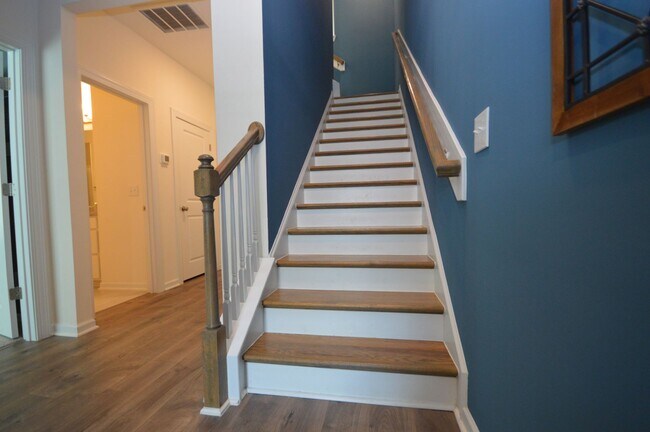 Building Photo - 7016 Gentle Pine Pl