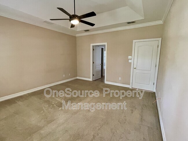 Building Photo - 979 Watersview Dr