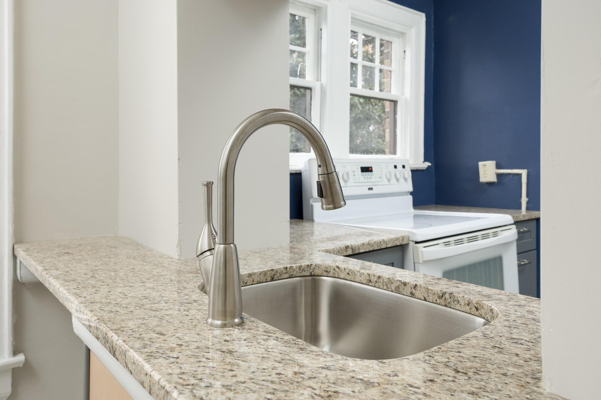 Building Photo - 3416 Glendon Dr