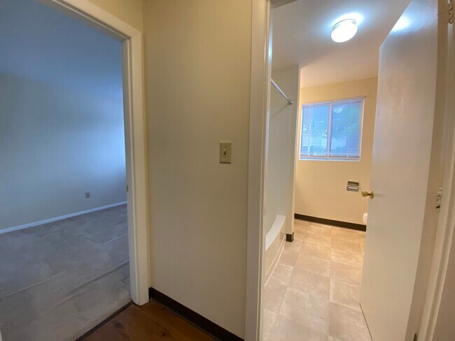 Building Photo - 93 West St