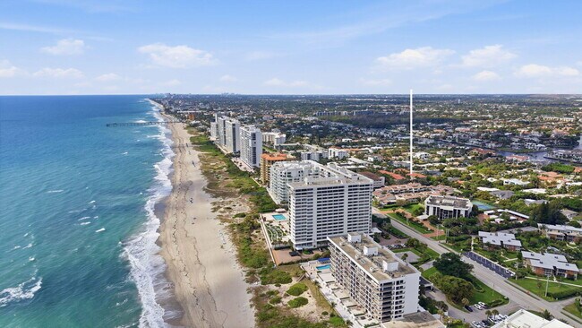 Building Photo - 921 Osceola Dr