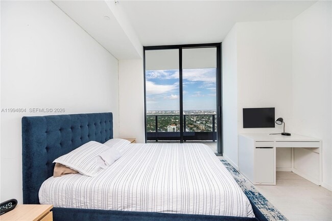 Building Photo - 1000 Brickell Plaza