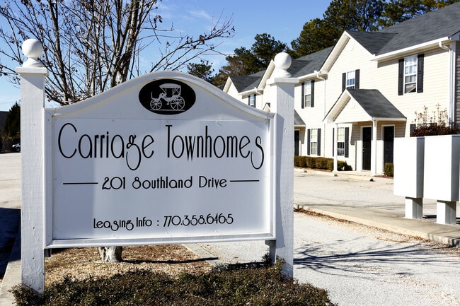 Building Photo - Carriage Townhouses