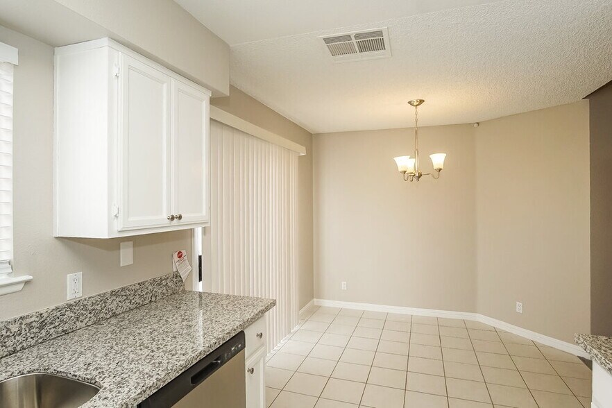 Building Photo - 603 Jackson Dr