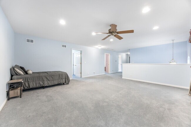 Building Photo - 2566 Rourke Dr