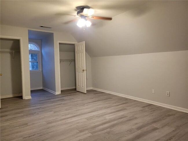 Building Photo - 7450 Waters Edge Dr