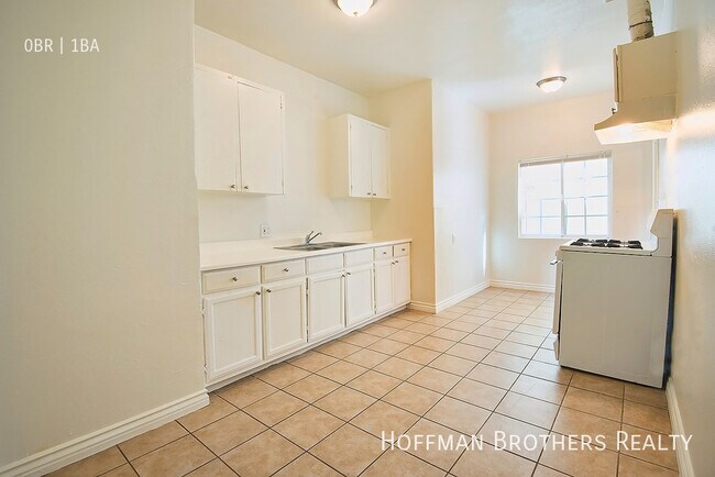 Building Photo - 1868 W 11th St