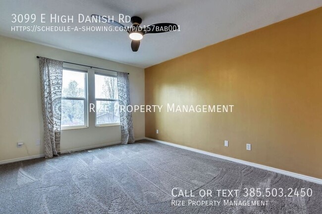 Building Photo - 3099 E High Danish Rd