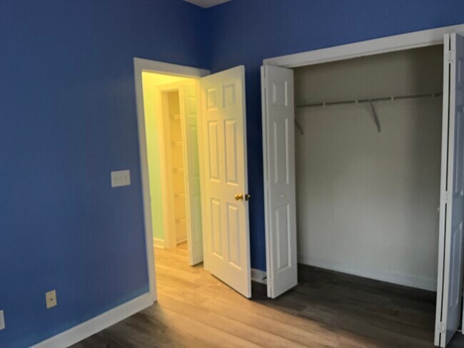 Building Photo - 4502 Firethorne Dr