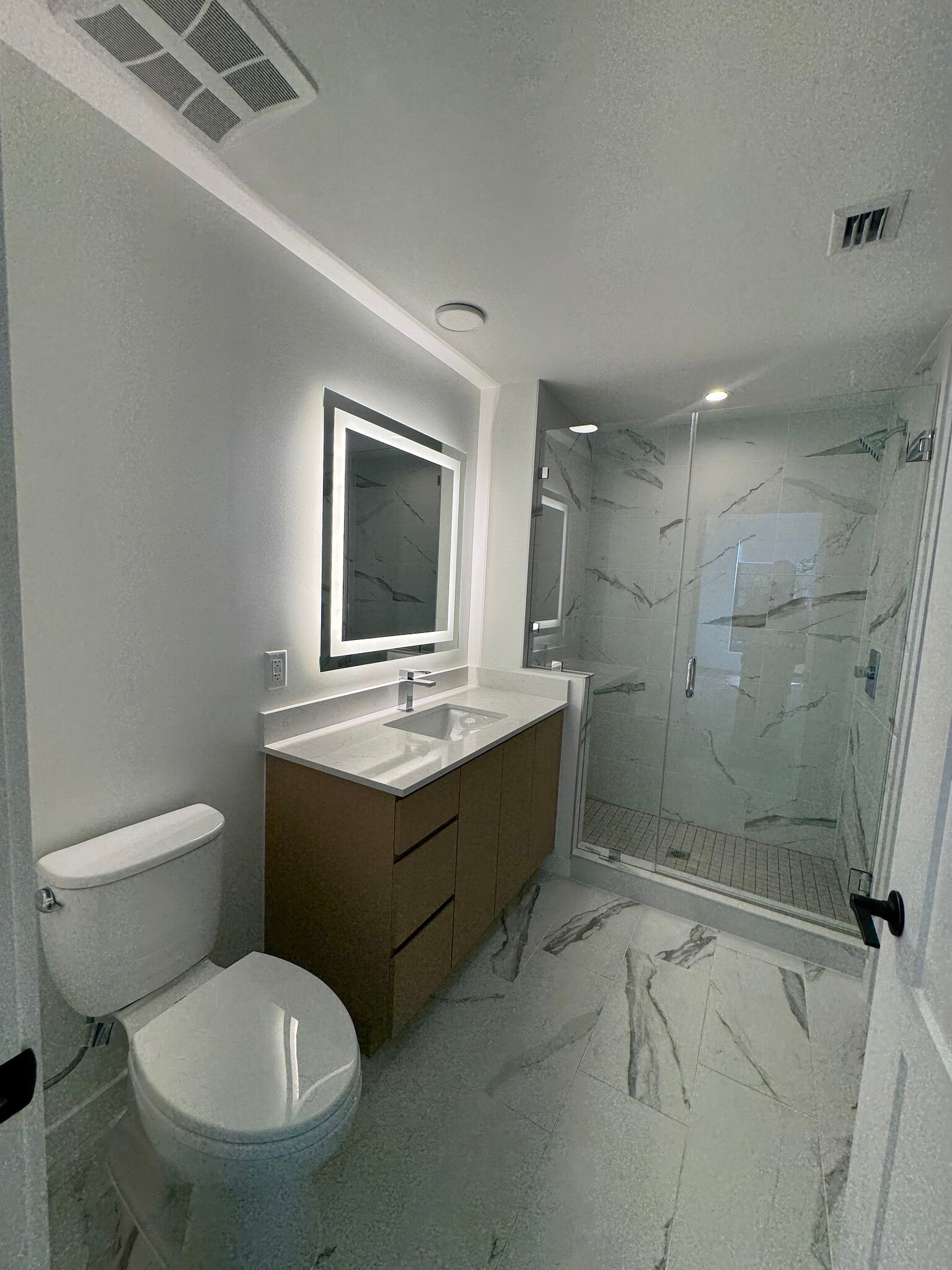 Building Photo - 1655 NW 124th St