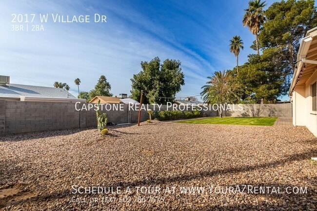 Building Photo - 2017 W Village Dr
