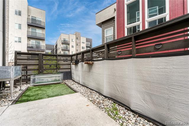 Building Photo - 2891 W Parkside Pl