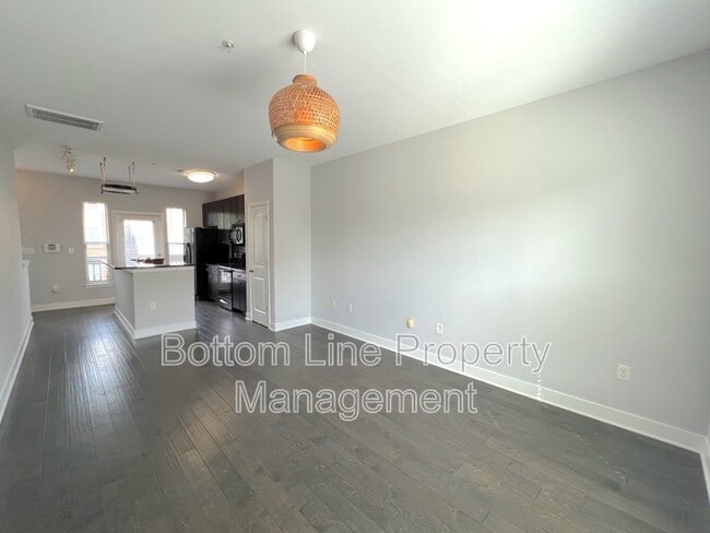Building Photo - 841 Seigle Point Dr