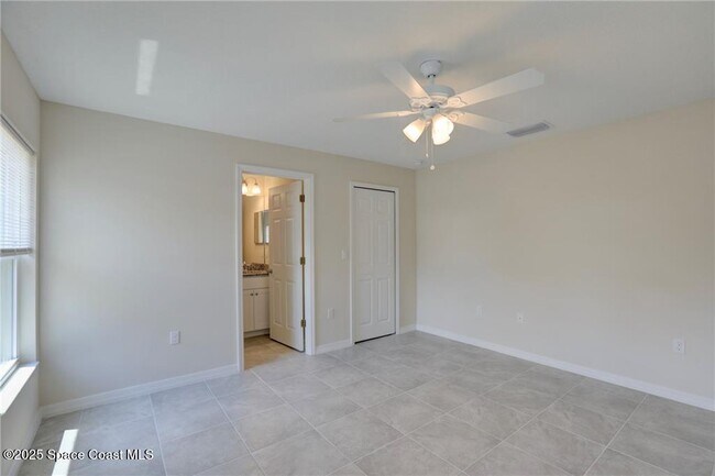 Building Photo - 8886 98th Ct