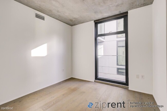 Building Photo - 2 br, 2 bath Condo - 8 Octavia St, San Fra...