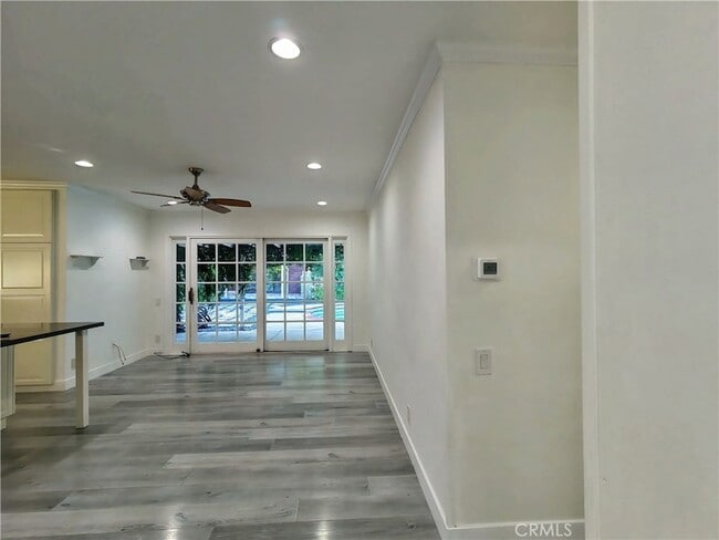 Building Photo - 7049 Semrad Rd