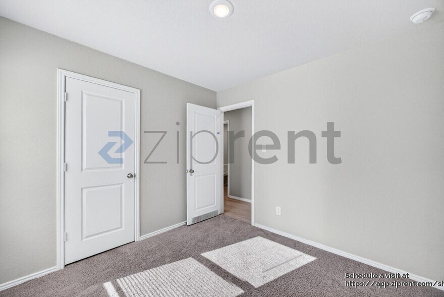 Building Photo - 8110 Serro Medina