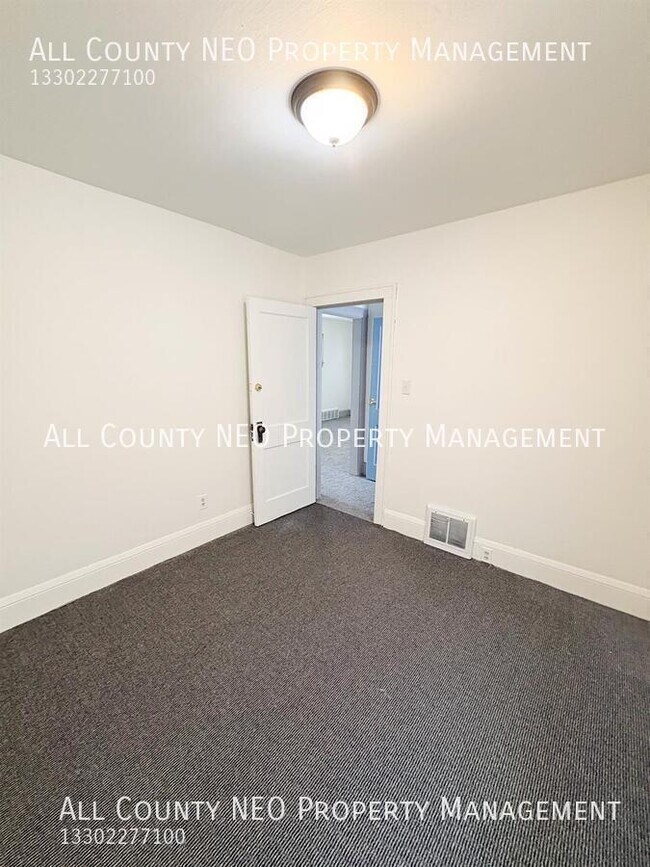 Building Photo - 841 Concord Ave