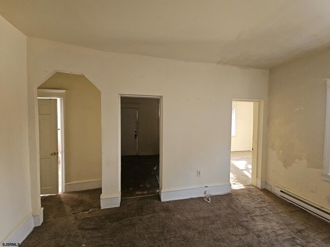 Building Photo - 3818 Ventnor Ave